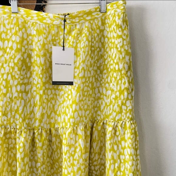 Who What Wear Citrus NWT Yellow Green Tiered Leopard Midi Skirt, NWT, Size Med - Picture 4 of 4